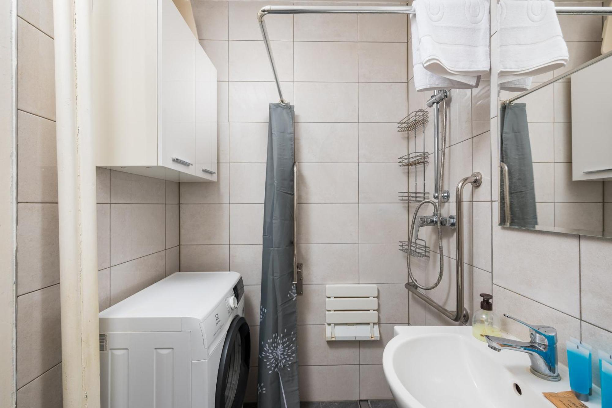 Wola Mila Standard Apartment Warszawa Eksteriør bilde